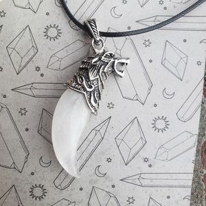 Clear quartz wolf head tooth pendant necklace
